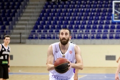 0G2A2783